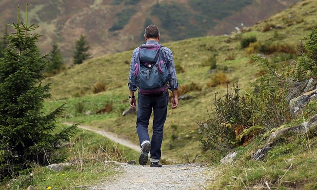 5 Things that are a MUST for Your Next Hiking Adventure