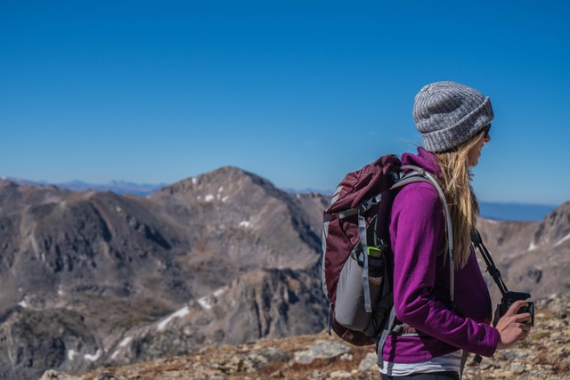 How to look naturally beautiful when backpacking