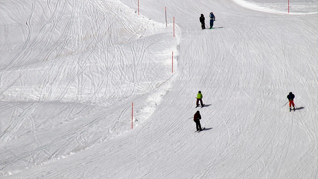 Top 4 Skiing Destinations for Adventurous Families