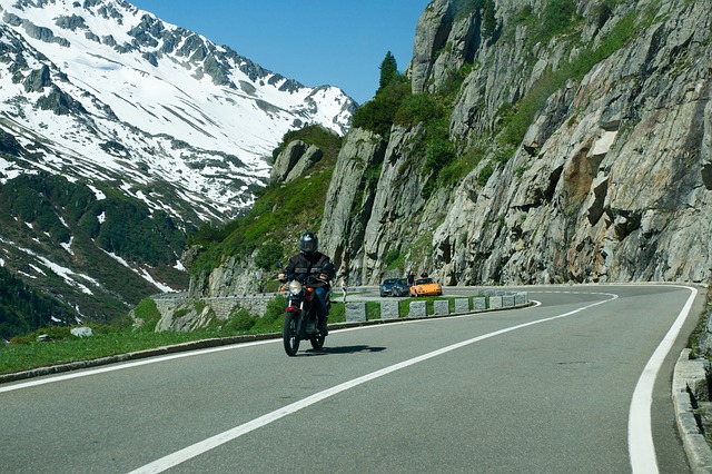 6 Tips To Stay Safe While Touring The World On A Motorbike