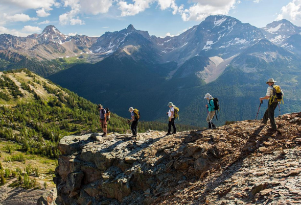 Tips for Practicing Safe Mountain Hiking
