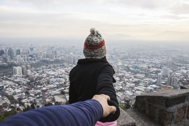 7 Tips on How to Travel With a Girlfriend